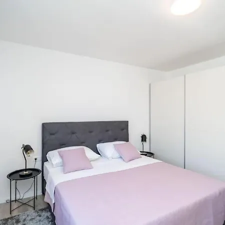 Petra & Iva - One Bedroom With Balcony Appartement Dubrovnik